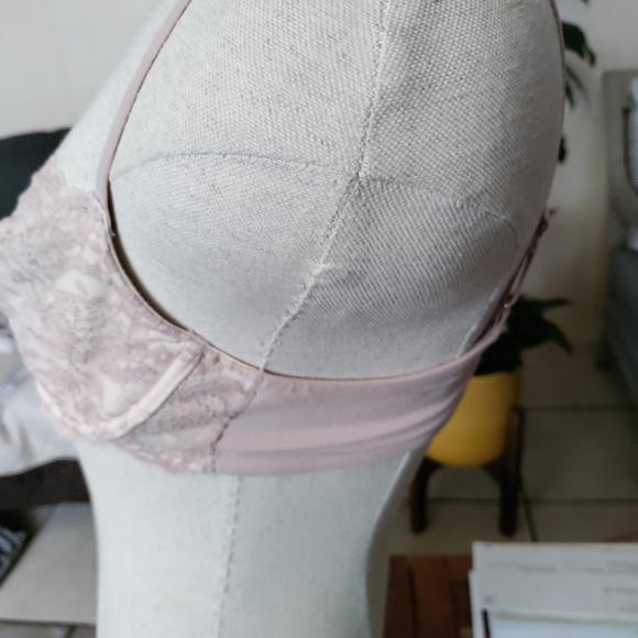 Natori bra - Picture 3 of 6